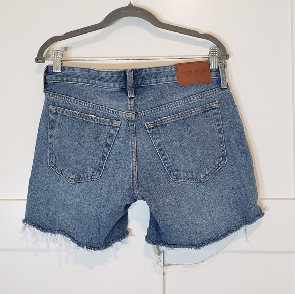 Lucky Brand Boyfriend Short Distressed 100% Cotton 5 Pockets Size 4/27 - Picture 8 of 8